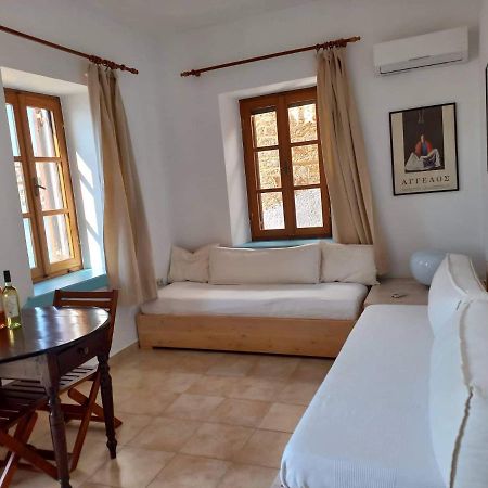 Villa Amalia Халки Экстерьер фото